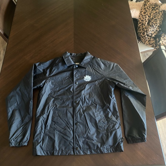 Vans wind breaker - Picture 2 of 5